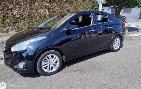 HYUNDAI HB20S 1.6 PREMIUM 16V FLEX 4P AUTOMÁTICO